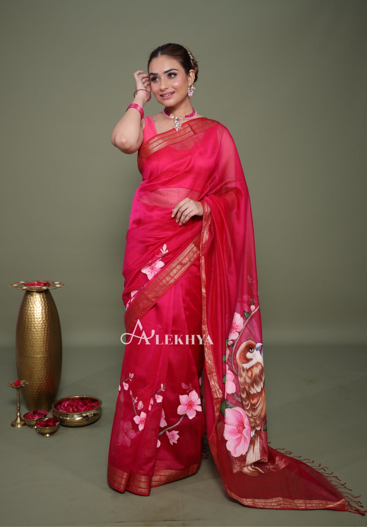 Sparrow in Blossom – Hand-Painted Rani Pink Maheshwari Handloom Saree