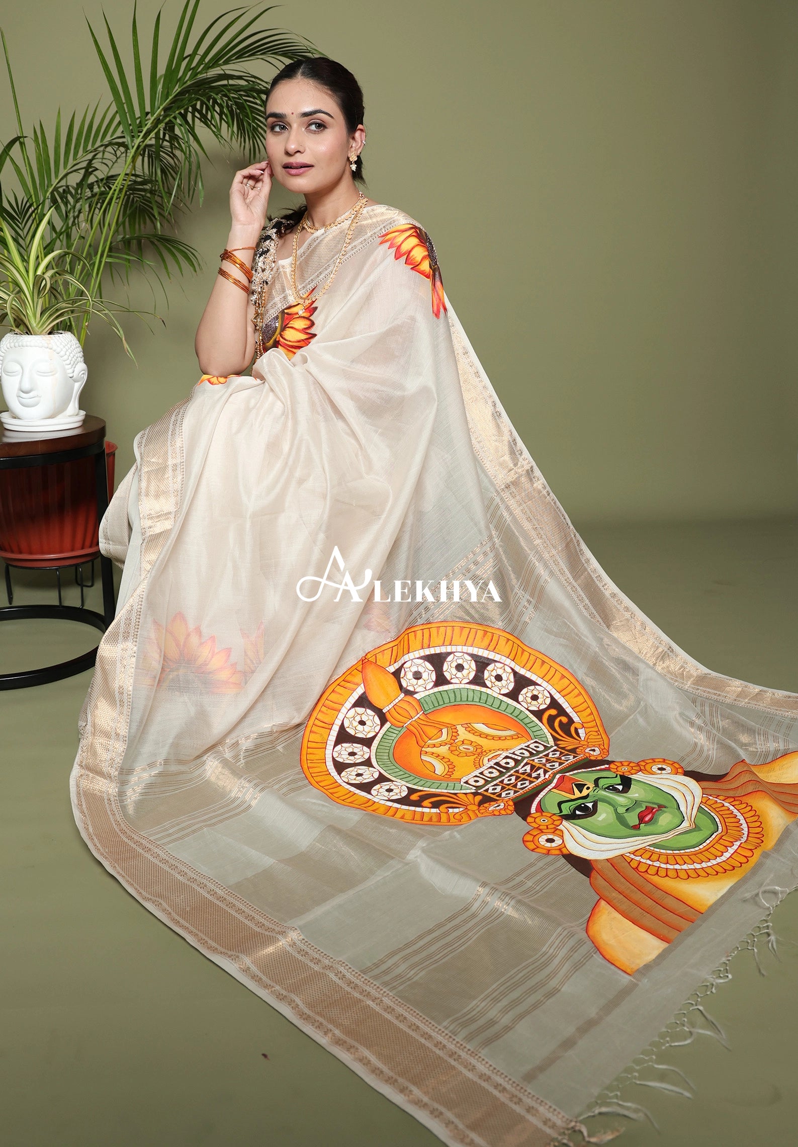 Kathakali Radiance – painted stories maheshwari woven grace