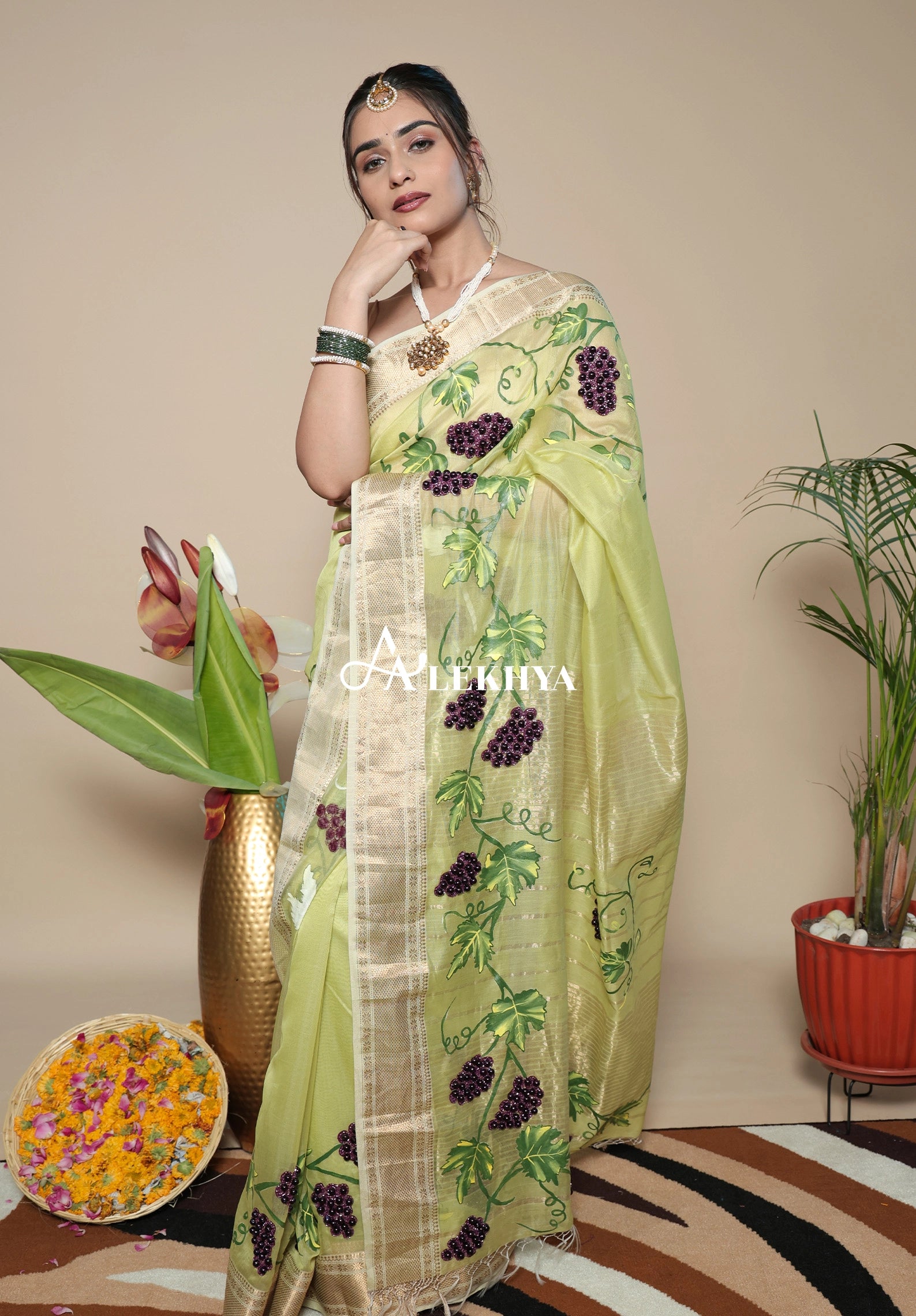 Grape Vine - Painted Stories Maheshwari Woven Grace