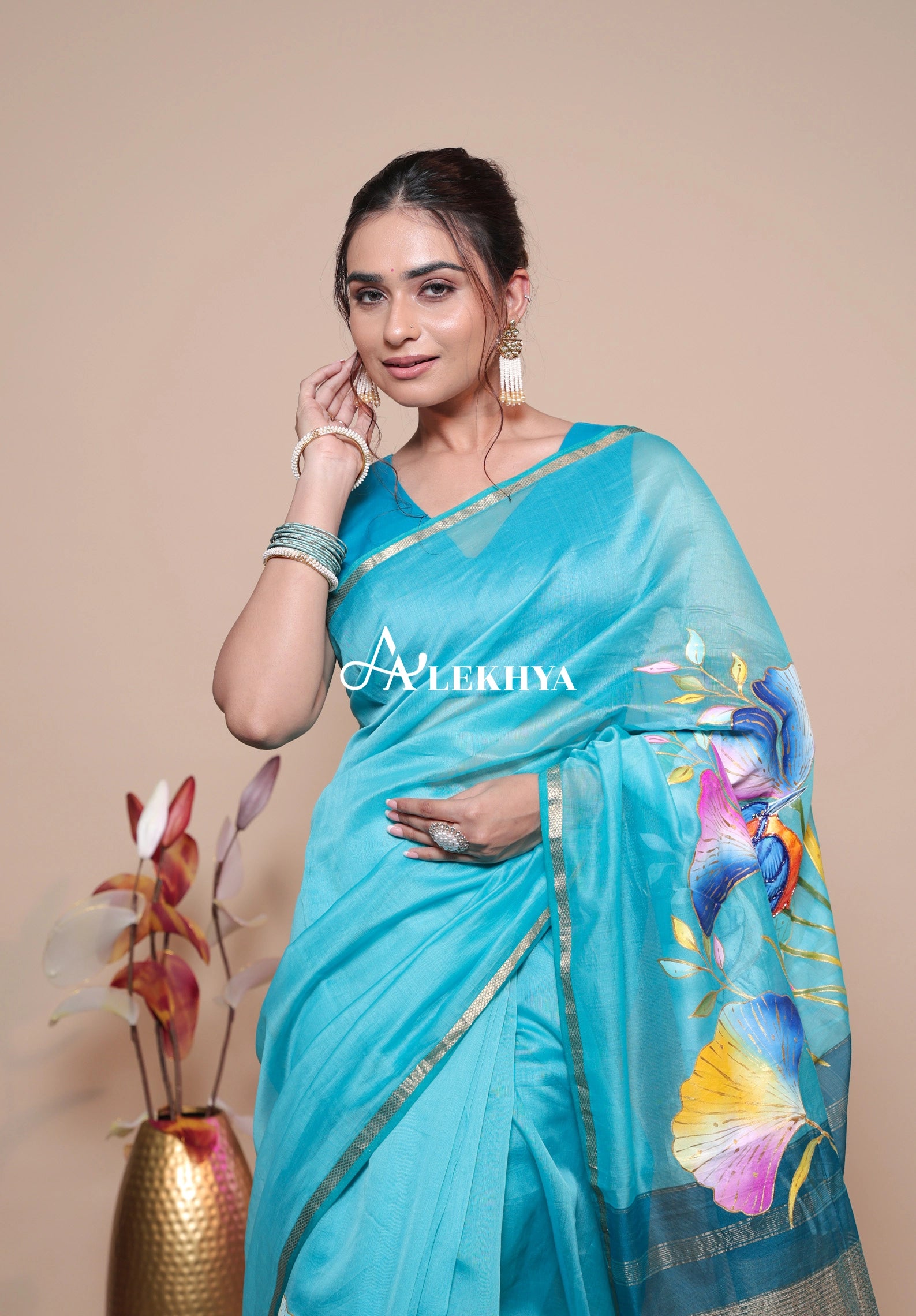 The Kingfisher Muse-Maheshwari Handloom Saree