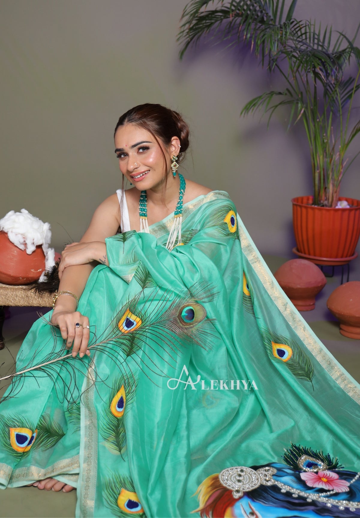 Divine Mayura – Hand-Painted Krishna Maheshwari Handloom Saree