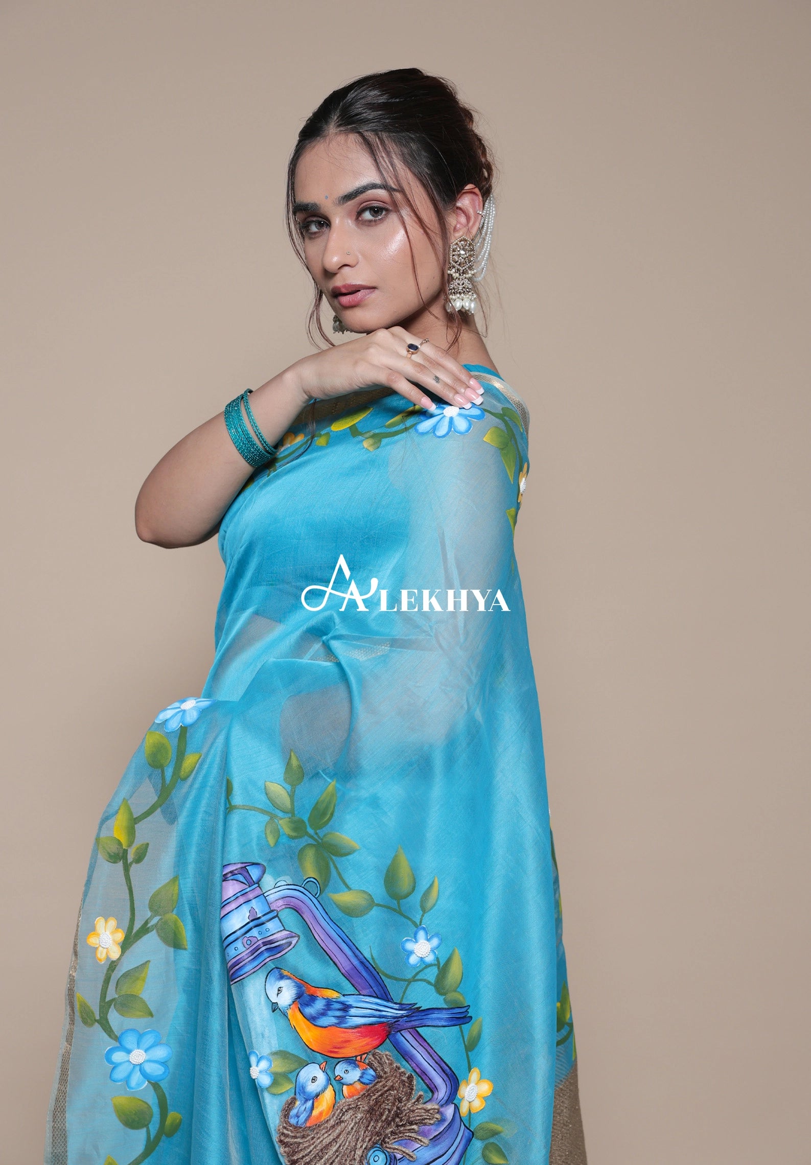 Handwoven Nest Elegance- Maheshwari Saree