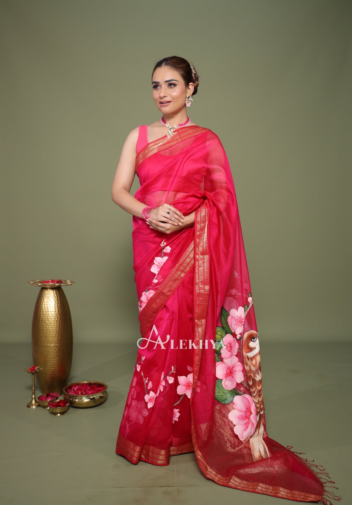 Sparrow in Blossom – Hand-Painted Rani Pink Maheshwari Handloom Saree