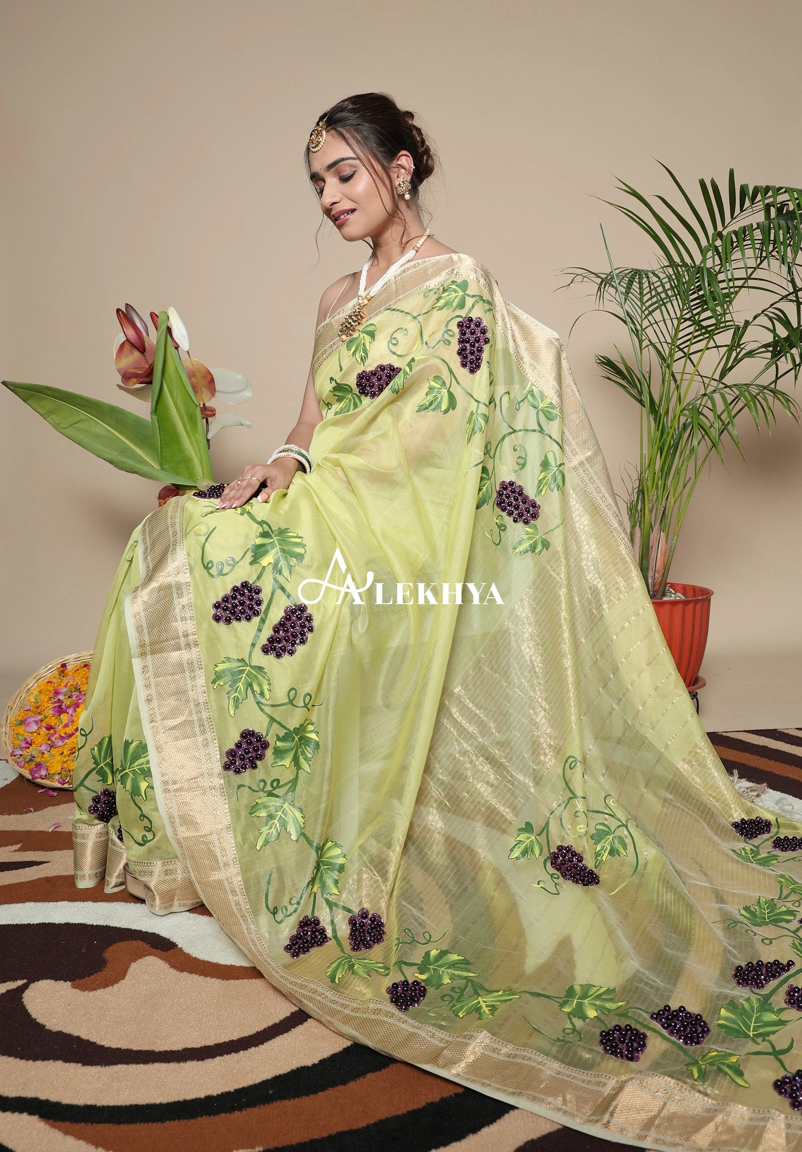 Grape Vine - Painted Stories Maheshwari Woven Grace