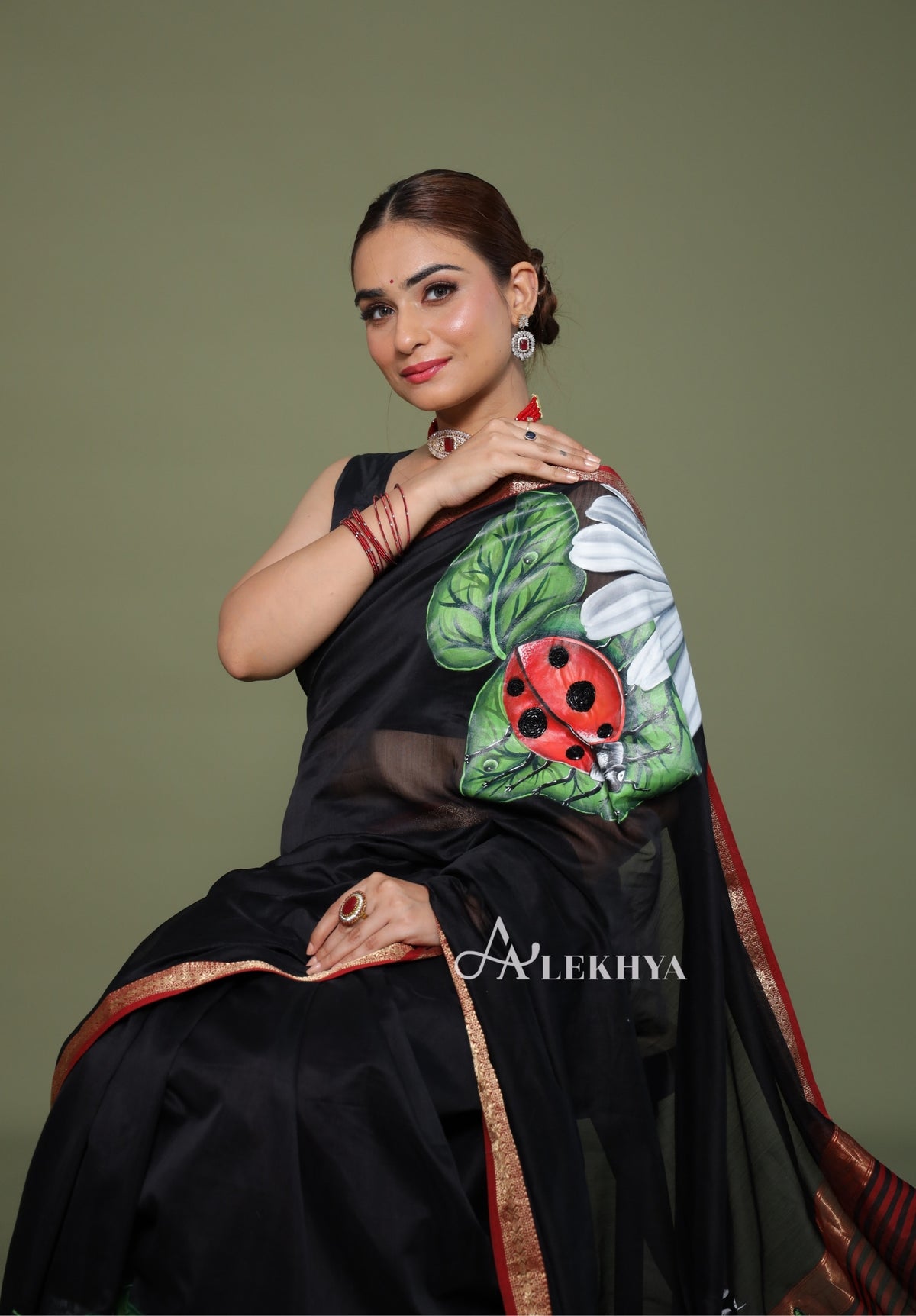 The Noir & Night  – Black Maheshwari Handloom Saree
