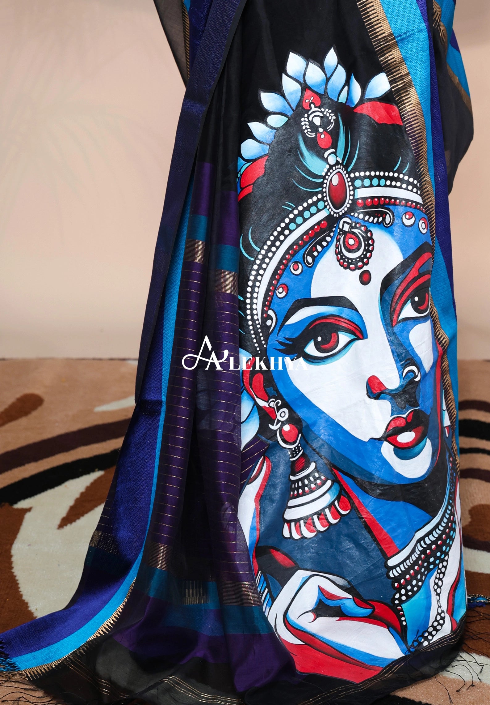 Portrait of Grace – Maheshwari Handloom Saree