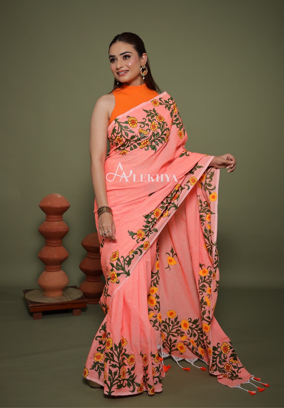 Sunflower Bloom – Peach Cotton Saree